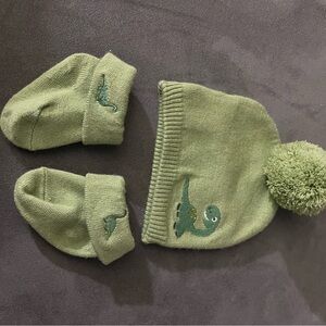 Green Dinosaur Knit Hat and Socks Set